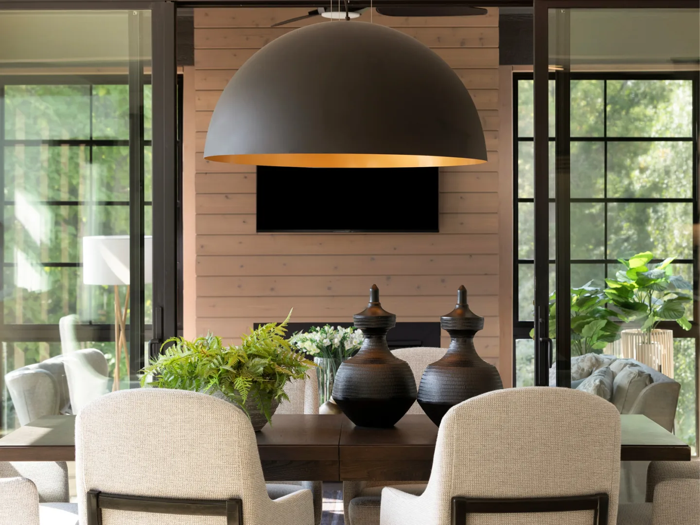 Dining room to sunroom / porch that can be closed off or open up